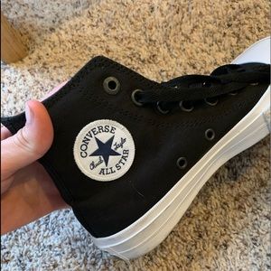Converse 2’s